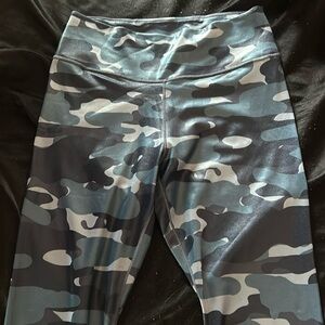 these are nike leggings not worn once!